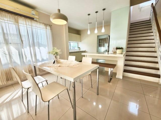 BH2074 ให้เช่าบ้านเดี่ยว 2 ชั้น หมู่บ้านมัณฑนา อ่อนนุช-วงแหวน 2 เดินทางสะดวก เฟอร์ครบพร้อมอยู่