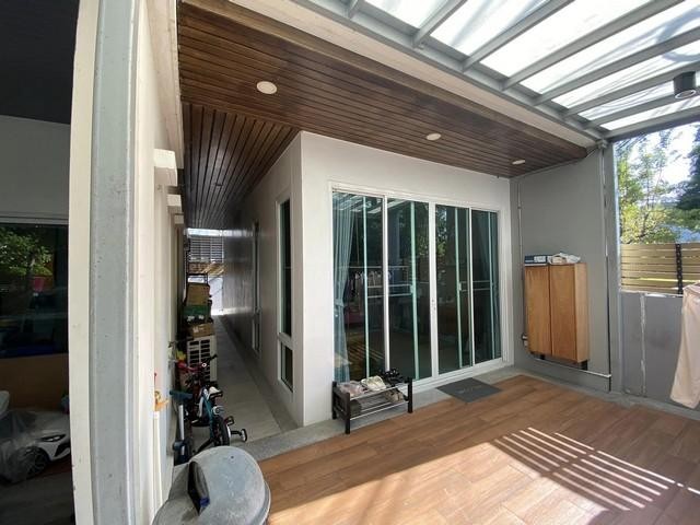 PO1528 ขาย ทาวน์โฮม วิลเลต ซิตี้ พัฒนาการ 38 Villette City Pattanakarn 38 หลังมุม เนื้อที่ 42 ตรว 4 ห้องนอน 4 ห้องน้ำ แอร์ทุกห้อง หน้าสวน