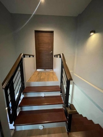 PO1531 ขาย ทาวน์โฮม 3.5 ชั้น บ้านกลางเมือง บริติช ทาวน์ ศรีนครินทร์ Baan Klang Muang British Town Srinakarin