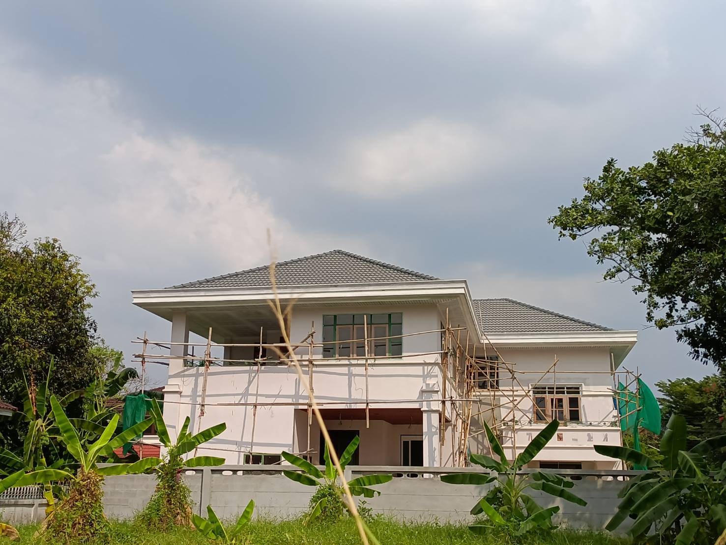 ขายบ้านพร้อมที่ดิน หมู่บ้าน กฤษดานคร20ใช้วัสดุอย่างดี พื้นที่กว้าง เขตทวีวัฒนา กทม.