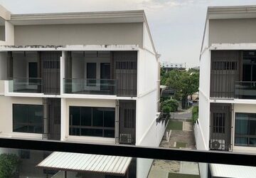 PO1534 ให้เช่า ทาวน์โฮม 3 ชั้น แลนด์มาร์ค เอกมัย-รามอินทรา LANDMARK EKAMAI-RAMINDRA