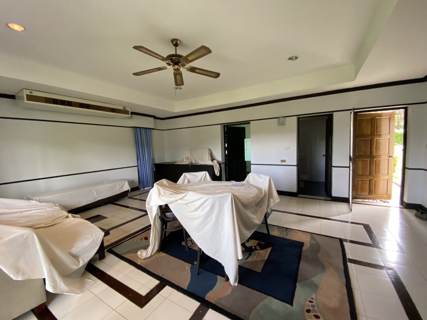 WAN341ขายและให้เช่าคอนโดมิเนียมปาล์มฮิล Palm Hills Condominium ชะอำ เพชรบุรี อยู่ในสนามกอล์ฟปาล์มฮิล