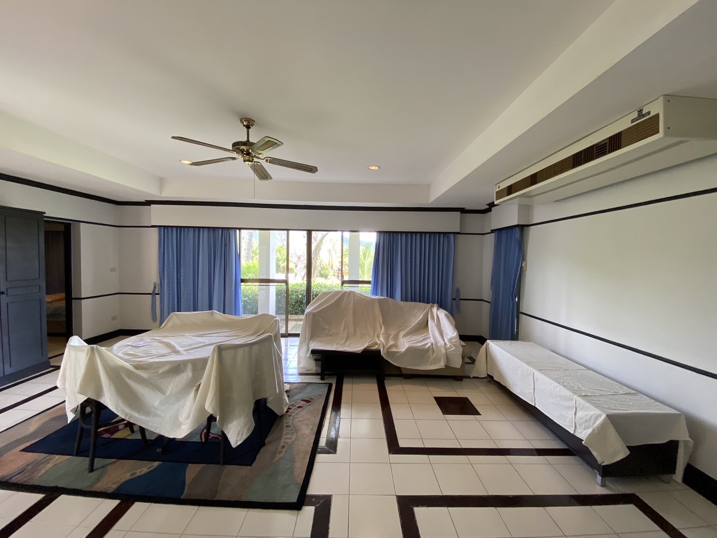 WAN341ขายและให้เช่าคอนโดมิเนียมปาล์มฮิล Palm Hills Condominium ชะอำ เพชรบุรี อยู่ในสนามกอล์ฟปาล์มฮิล