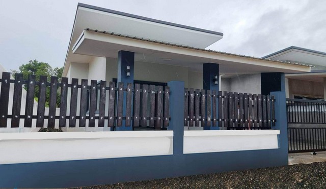 ขายบ้านเดี่ยวสไตล์โมเดิร์น บ้านใหม่ พื้นที่ 50 ตร.วา คลองอู่ตะเภาเพียง