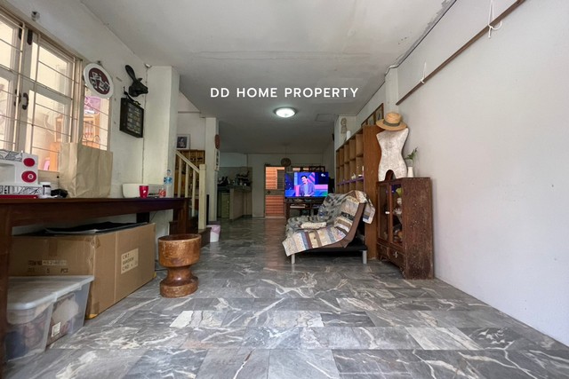 ขายหมู่บ้านปิยวรารมย์1 ไทรน้อย หน้าบ้านหันทางทิศตะวันตกเฉียงใต้ (DD001158)