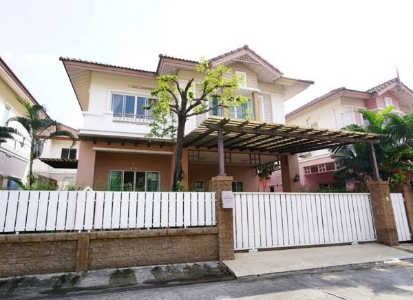 รหัสC5458 ให้เช่าบ้านเดี่ยว 2ชั้น ถนนพหลโยธิน รังสิต คลองหนึ่ง ปทุมธานี ใกล้ฟิวเจอร์พาร์ค