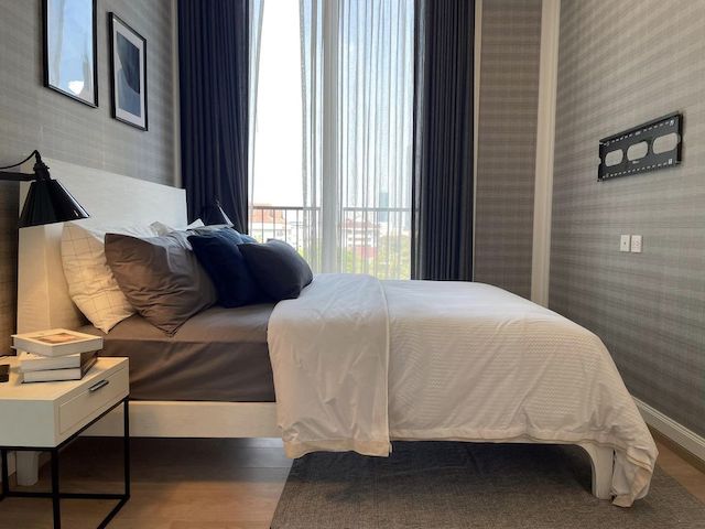 Noble BE 19 Spacious peaceful safe 6th floor BTS Asoke