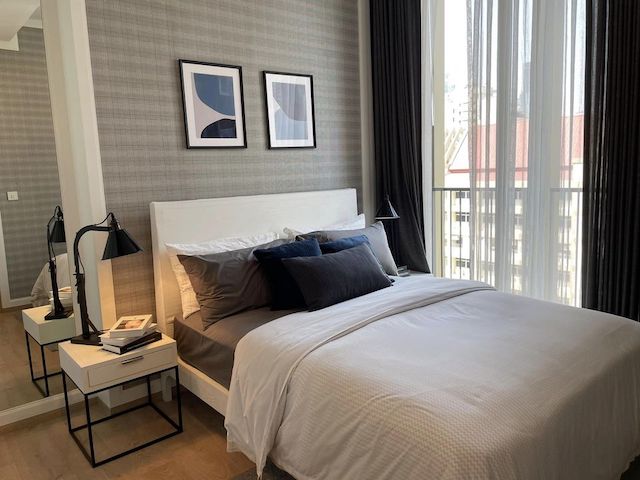 Noble BE 19 Spacious peaceful safe 6th floor BTS Asoke