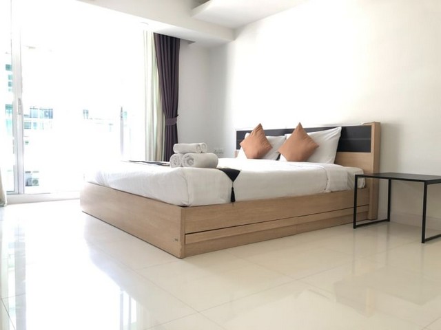 The Waterford Sukhumvit 50 spacious peaceful clean 7th floor BTS On Nut