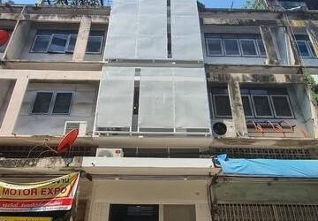 PO1557 ให้เช่า อาคารพาณิชย์ 4ชั้น ซอย สุขุมวิท 95ทับ1 ใกล้ BTSบางจาก บางจาก เขตพระโขนง เดินทางสะดวก เหมาะทำธุรกิจ