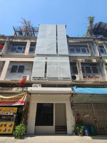 PO1557 ให้เช่า อาคารพาณิชย์ 4ชั้น ซอย สุขุมวิท 95ทับ1 ใกล้ BTSบางจาก บางจาก เขตพระโขนง เดินทางสะดวก เหมาะทำธุรกิจ