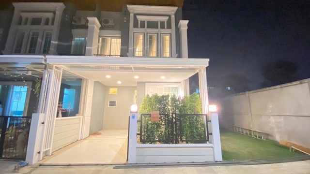 รหัสC5485 ให้เช่าทาวน์โฮม 2ชั้น หลังมุม Golden neo สุขุมวิท ลาซาล สุขุมวิท113 ตกแต่งสวยพร้อมอยู่