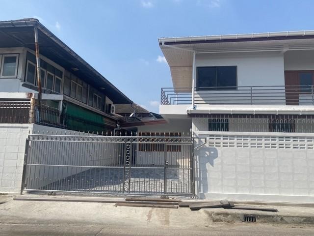 PO1558 ให้เช่า บ้านเดี่ยว 2 ชั้น 89 ตร.ว หมู่บ้านเสนานิเวศน์ รีโนเวทใหม่ ถนนเสนานิคม1 ประเสริฐมนูญกิจ โชคชัย4