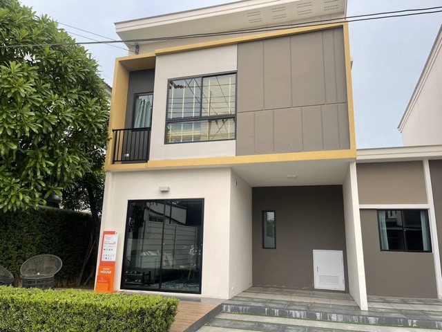 townhome เดอะ คอนเนค รังสิต-คลอง 2 ซอยหมู่บ้านฟ้ารังสิตคลอง 2 ต.คลองสอง อ.คลองหลวง ปทุมธานี 4 BEDROOM 4300000 THB ไม่ไกลจาก ฟิวเจอร์ปาร์ค รังสิต สะดวกสบาย ปทุมธานี