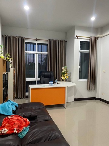 ขายด่วน อาคารพาณิชย์47.7 ตร.วา เมืองใหม่ ติดกลางเมืองนครศรีธรรมราช  ZST076
