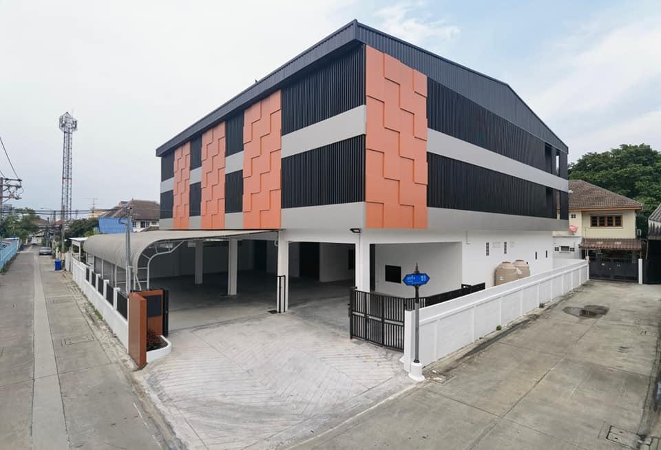 C3472 ให้เช่าอาคารสำนักงาน 3 ชั้นพร้อมโกดัง ซอยสุขุมวิท 107 ย่านแบริ่ง บางนา
