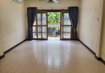 ให้เช่าทาวน์เฮ้าส์ 2 ชั้น 4 ห้องนอน หมู่บ้านการ์เด้นซิตี้ 2 ซอยสุขุมวิท 54 ใกล้ BTSอ่อนนุช