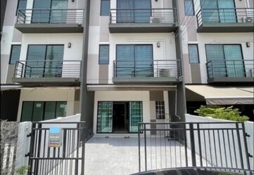 รหัสC5486 ให้เช่าทาวน์โฮม 3ชั้น โครงการบ้านกลางเมือง พหลโยธิน50 ตกแต่งใหม่พร้อมอยู่ ใกล้BTS