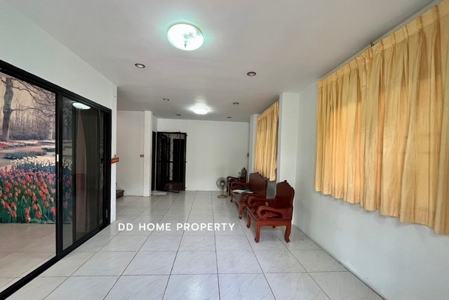 ขายหมู่บ้านศราวัณวิลล์ หน้าบ้านไม่ติดใคร ใกล้เซ็นทรัลแจ้งวัฒนะ (DD001165)