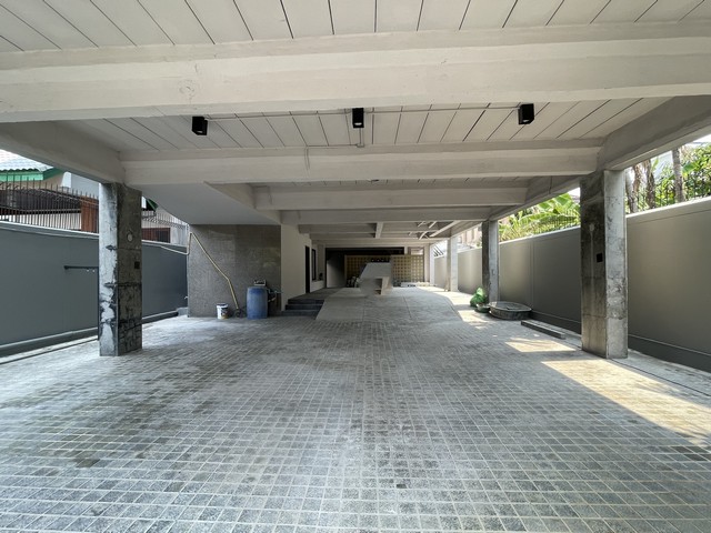 รหัสC5490 ให้เช่าอาคารสำนักงาน 4ชั้น ย่านพหลโยธิน อารีย์สัมพันธ์ สะพานควาย เหมาะทำออฟฟิศ