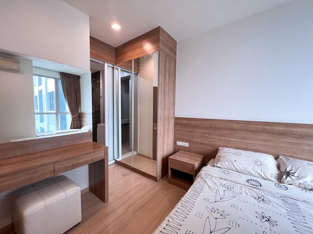Rhythm Sukhumvit 50 clean safe beautiful view 35th floor BTS On Nut