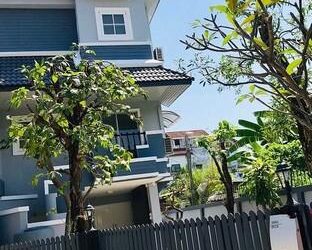 ให้เช่าทาวน์โฮม 3 ชั้น 4 ห้องนอน หมู่บ้านเน็พปาร์ควิลล่า ถนนประเสริฐมนูกิจ 29 ใกล้ the walk เกษตรนวมินทร์