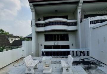 บ้านให้เช่า โฮมออฟฟิศ 4.5 ชั้น สุทธินิเวศน์50 วา 4ห้องนอน 3ห้องน้ำ แอร์ 4 ทำออฟฟิศได้