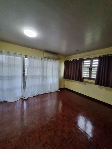 บ้านให้เช่า โฮมออฟฟิศ 4.5 ชั้น สุทธินิเวศน์50 วา 4ห้องนอน 3ห้องน้ำ แอร์ 4 ทำออฟฟิศได้