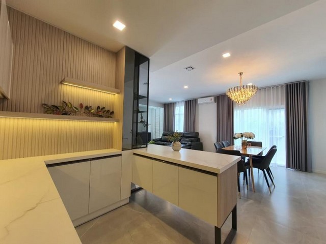 C3474 ให้เช่าบ้านเดี่ยว 2 ชั้น หมู่บ้านมัณฑนา บางนา วงแหวน ย่านราม2  ใกล้เมกาบางนา