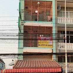 ขายอาคารณิชย์ 3ครึ่ง บวกดาดฟ้า  พื้นที่20ตร.วา บางศรีเมือง ทำเลดี เดินทางสะดวก  ZJ003