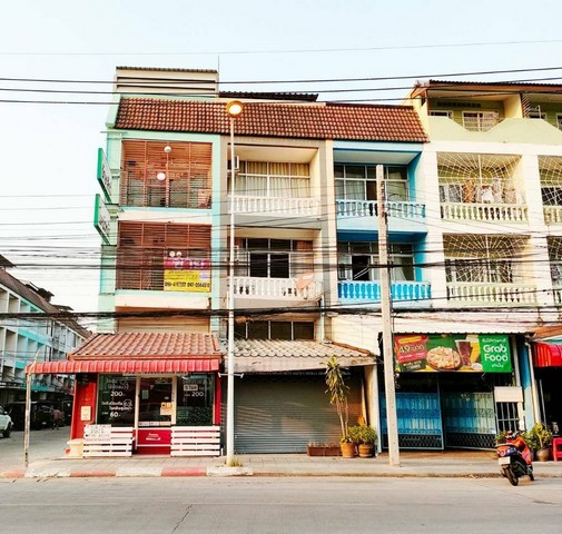 ขายอาคารณิชย์ 3ครึ่ง บวกดาดฟ้า  พื้นที่20ตร.วา บางศรีเมือง ทำเลดี เดินทางสะดวก  ZJ003