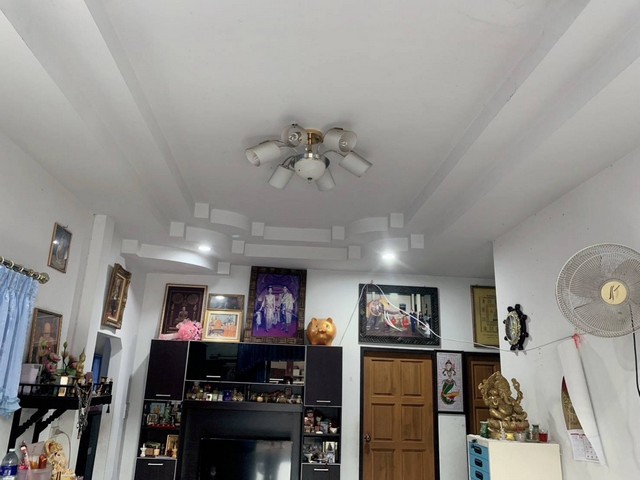 ขายด่วนบ้านสวย หมู่บ้านสหมิตร 5 ใกล้โลตัส ทุ่งสง นครศรีธรรมราช ZSTO95