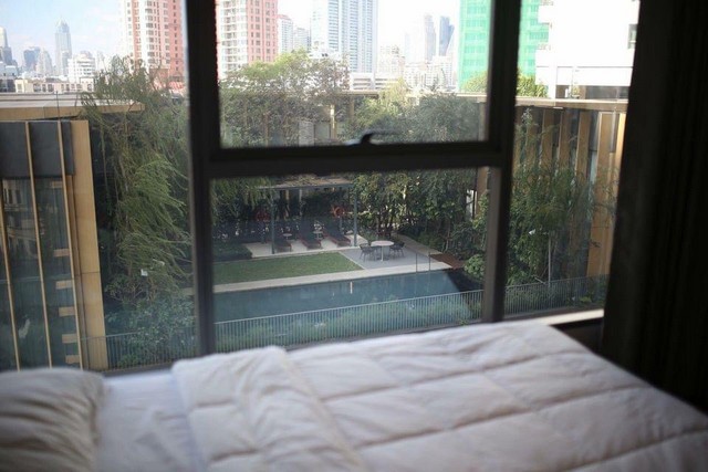 ขายThe Lumpini 24 55 ตรม. วิว pool villa  2 ห้องนอน 2 ห้องน้ำ