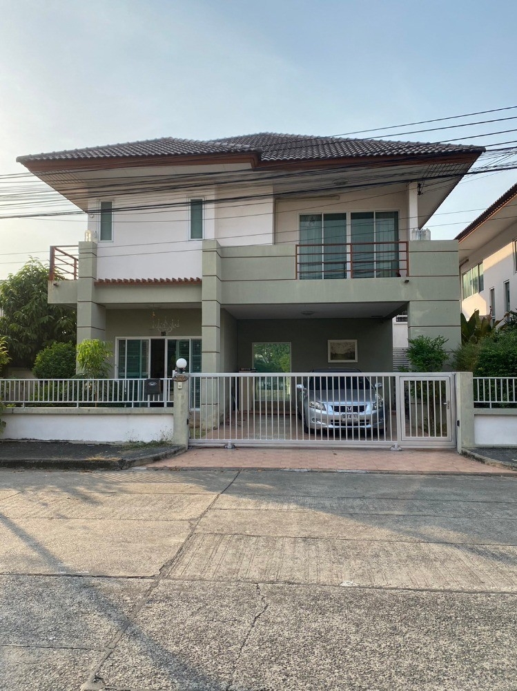 บ้านโชคประชา รหัสทรัพย์ OPS03-079 แบบ 3 ห้องนอน 3 ห้องน้ำ ขนาด 60  ตร.ว. ขาย 6,900,000  บาท ทักไลน์ >>0647379761 คุณ ไข่เจียว