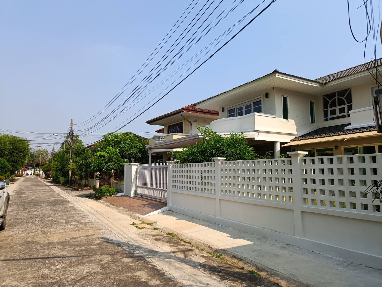 ขายบ้านมือ2 หมู่บ้านโชคชัยปัญจทรัพย์44รีโนเวทพร้อมอยู่ราคาถูกมาก กรุงเทพมหานคร