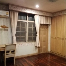 ขายบ้านแฝด 2 ชั้น 2 หลังตีทะลุ 75 ตรว ตกแต่งแนวกึ่ง traditional ซอยอารีย์สัมพันธ์ 4 ใกล้ BTS อารีย์