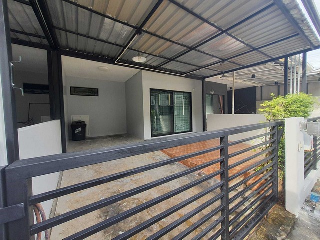 ให้แจ้งรหัส BS03-009 The Connect ดอนเมือง – เทิดราชัน  แบบ 3 ห้องนอน 2 ห้องน้ำ พื้นที่ 18.2  ตรว. 2 ชั้น