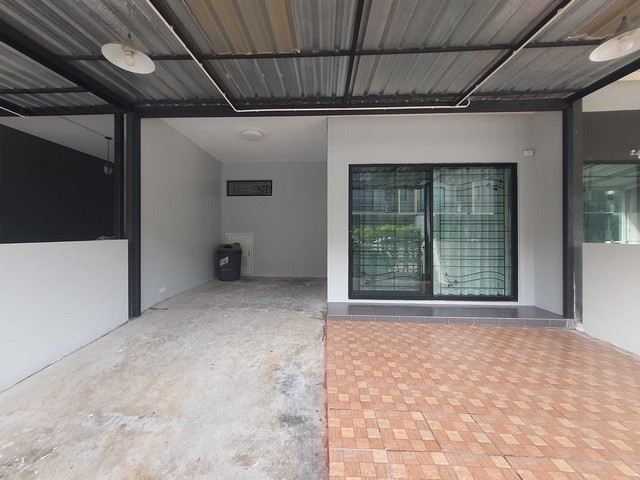 ให้แจ้งรหัส BS03-009 The Connect ดอนเมือง – เทิดราชัน  แบบ 3 ห้องนอน 2 ห้องน้ำ พื้นที่ 18.2  ตรว. 2 ชั้น