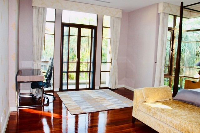 ขายด่วน!   Baan Sansiri Sukhumvit 67 รหัสทรัพย์ OPS03-080 แบบ 4 ห้องนอน 5 ห้องน้ำ ขนาด 110  ตร.ว.