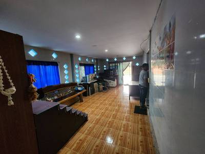 ขายบ้านพร้อมที่ดิน ซอยวัดลาดปากดุก ให้ความเป็นส่วนตัว มีพื้นที่ตกแต่ง ต่อเติม บรรยากาศร่มรื่น ต่อเติมได้อีก ขนาดพื้นที่ 45 ตารางวา!!