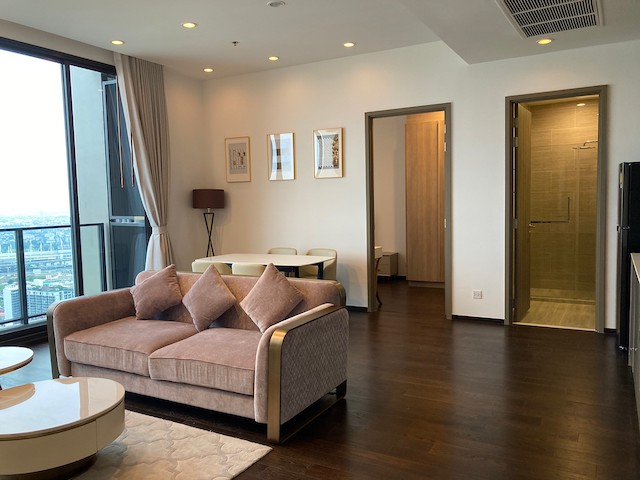 Whizdom Essence clean beautiful view safe 48th floor BTS Punnawithi