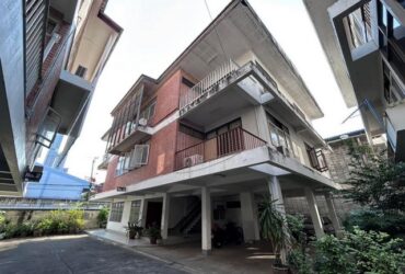 ให้เช่าอาคารสำนักงาน 3 ชั้น 500 ตรม. สุขุมวิท 55 ย่านทองหล่อ20 ซอยทะลุออกเอกมัย21 ได้ เหมาะทำธุรกิจ ให้เช่าตามสภาพ