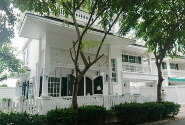 ให้เช่าบ้านเดี่ยว 3 ชั้น 4 ห้องนอน หมู่บ้าน Fantasia villa3 ซอยสุขุมวิท109 ใกล้โรงเรียนนานาชาติเซนต์แอนดรู ใกล้ BTS แบริ่ง