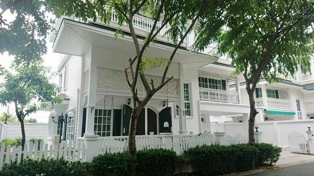 ให้เช่าบ้านเดี่ยว 3 ชั้น 4 ห้องนอน หมู่บ้าน Fantasia villa3 ซอยสุขุมวิท109 ใกล้โรงเรียนนานาชาติเซนต์แอนดรู ใกล้ BTS แบริ่ง