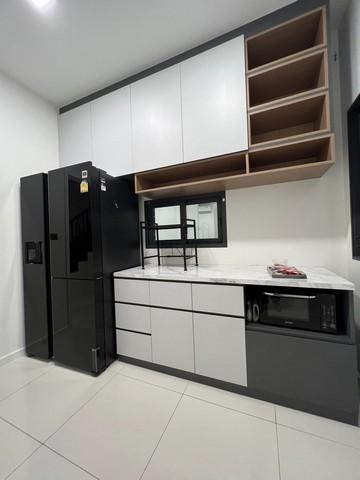 ให้เช่าบ้านเดี่ยว 2 ชั้น บ้านใหม่ 60 ตรว. 4 ห้องนอน โครงการแกรนด์ บริทาเนีย บางนา กม.12 เฟอร์ครบพร้อมอยู่