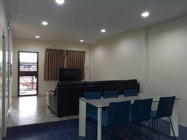 ให้เช่าทาวน์โฮม 3 ชั้น 4 ห้องนอน ประดิษฐ์มนูธรรม5 ลาดพร้าว 84 ใกล้เลียบด่วนเอกมัย-รามอินทรา
