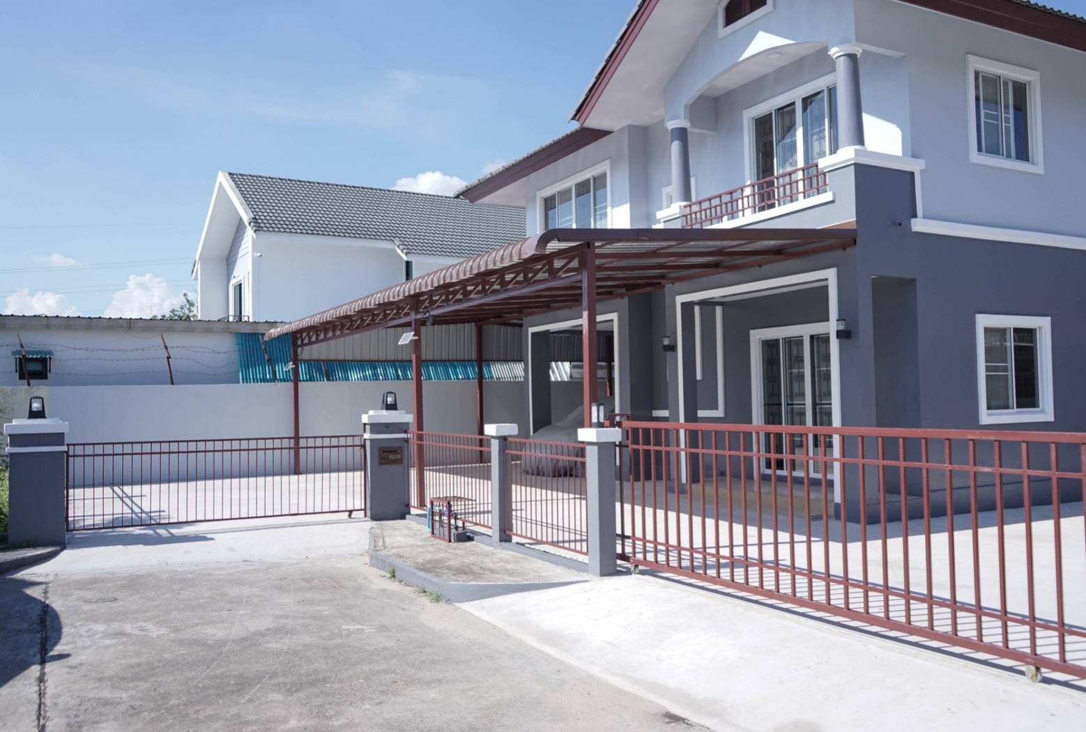 ขาย บ้านสองชั้น หมู่บ้าน กาญจน์กนก วิล2  บ้านสวยทำเลดี