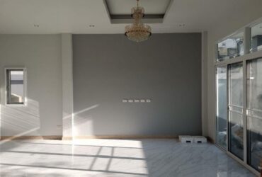 S2308 ให้เช่าบ้าน 3 ชั้น ถนนประชาชื่น ใกล้โรงพยาบาลเกษมราษฎร์