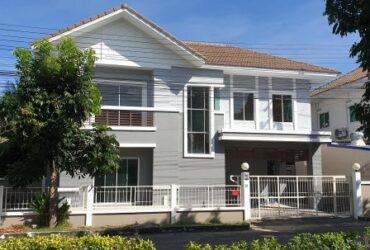 ให้แจ้งรหัส BS03-013  แลนซีโอ วงแหวน-รามอินทรา   แบบ 3 ห้องนอน 3 ห้องน้ำ พื้นที่ 60.10 ตรว. 2 ชั้น
