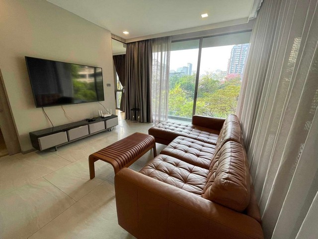 ขายด่วน ! FYNN Sukhumvit 31   รหัสทรัพย์ TQS03-565  แบบ 2 ห้องนอน  2 ห้องน้ำ  ขนาด 80 ตรม. ชั้น 4
